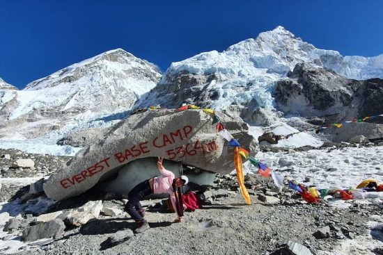 Everest base camp Pnim