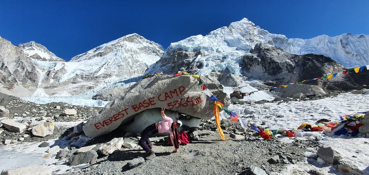 Everest base camp Pnim