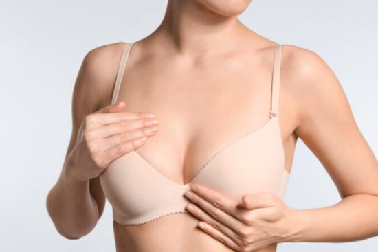 How-much-do-breast-implants-cost-in-India-Dr-Rajat-Gupta-Best-Plastic-Surgeon-in-Delhi-01-1140x445