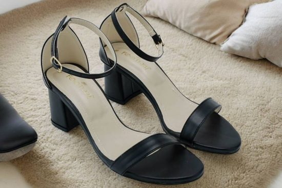 Buy heels online in Pakistans